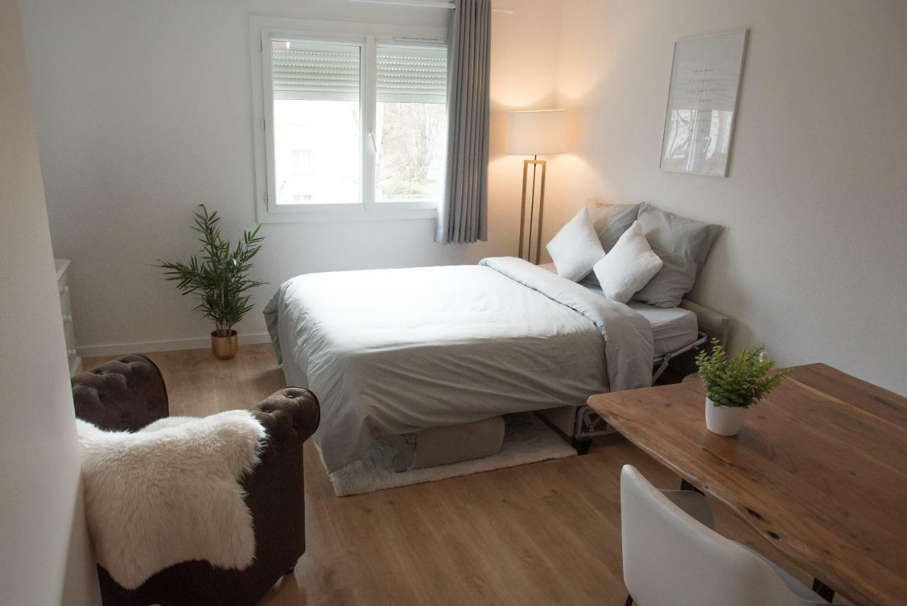 Au Rue De La Fleuriee Apartment Saint-Apollinaire  Bagian luar foto