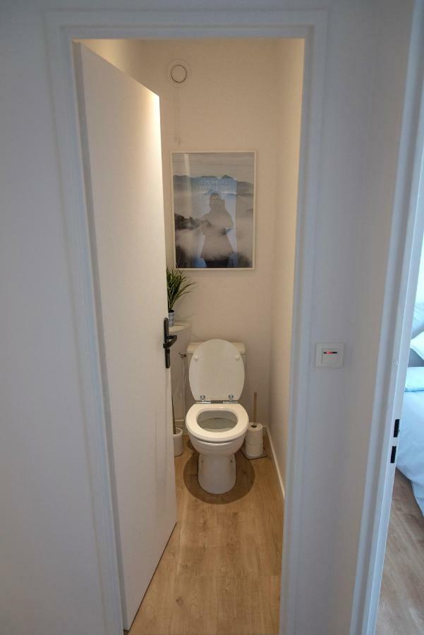 Au Rue De La Fleuriee Apartment Saint-Apollinaire  Bagian luar foto